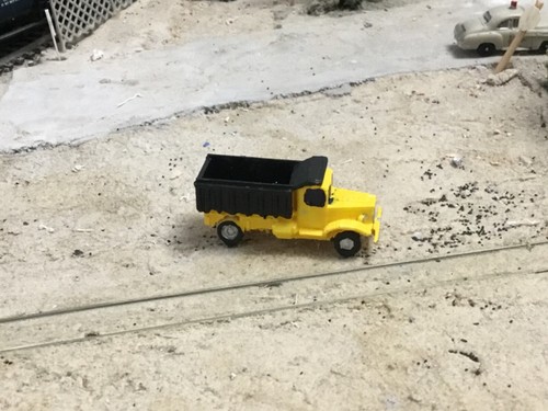 Scale mack single axle - n,