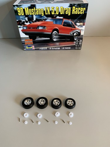 Revell mustang lx - 1/25,