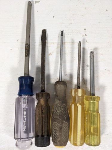 Lot hand held screwdrivers - (5),