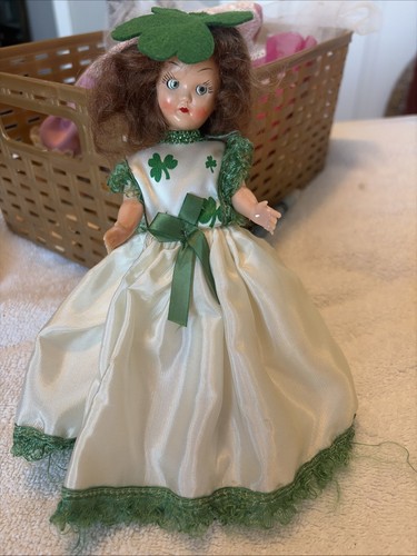Vintage toy display shamrock - vintage,