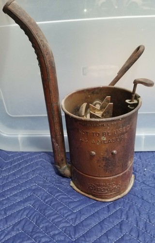 Antique brookins oil gas can - gas,