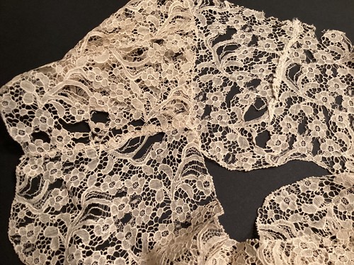 19thc handmade lace - 19thc, gaze