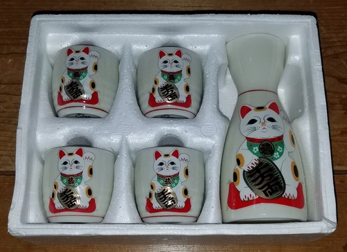 Maneki neko japanese sake set - neko,