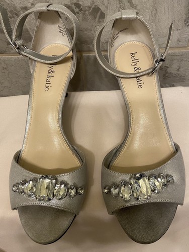 Kelly and katie silver sandal - katie,