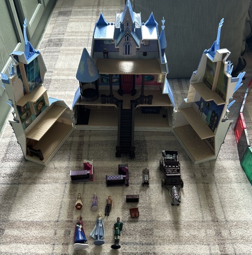 Disney frozen arendelle castle - disney,