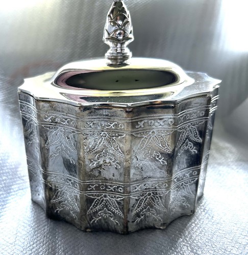 Museum creation jewelry - re,