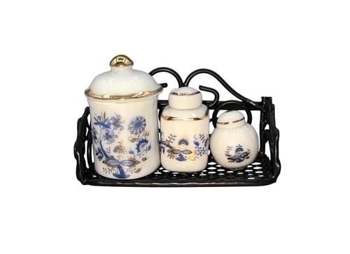 Miniature dollhouse scale - miniature,