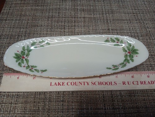 Lenox holly berry condiment - holly,