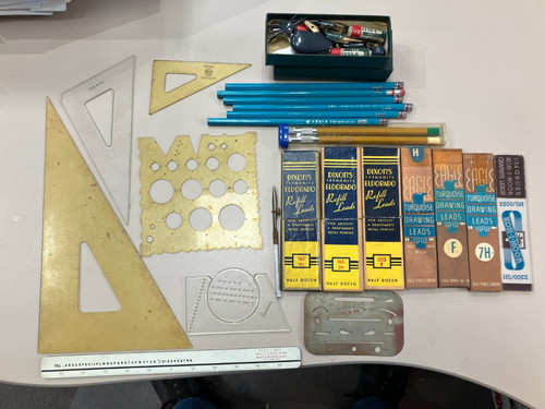 Lot vintage lettering - of,