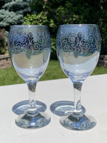 Stunning pair blue - of,