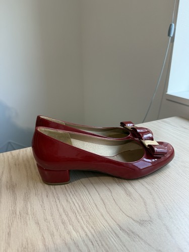 Salvatore ferragamo vara red - salvatore,
