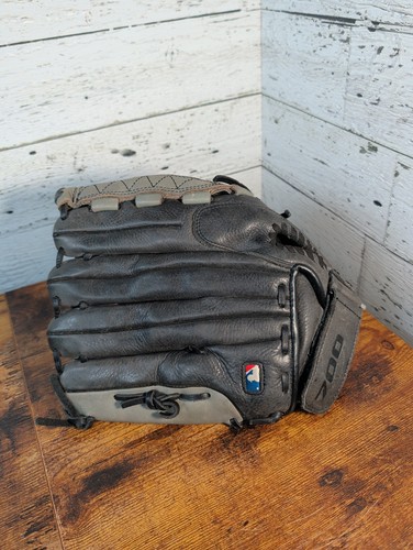 Wilson baseball glove - wilson,