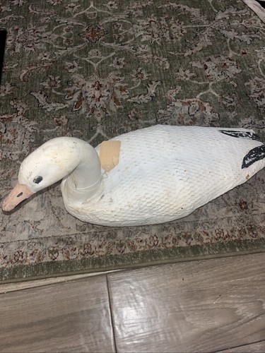 White goose decoy - goose,