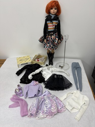Tonner seriously dressed - tonner,