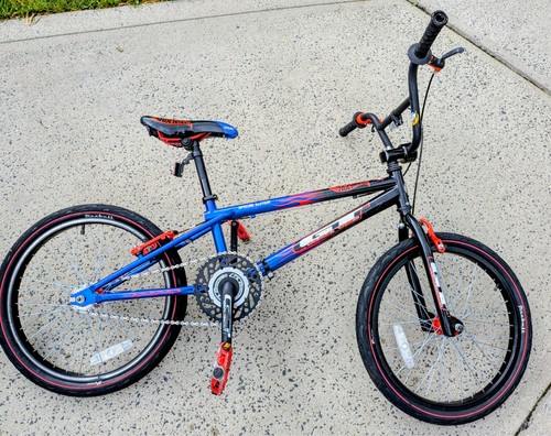 2001 hot wheels special - wheels,
