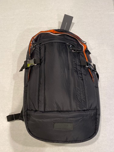 Eastpak fits macbook - fits, pro