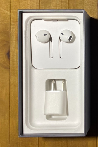 Authentic apple iphone box - 8,