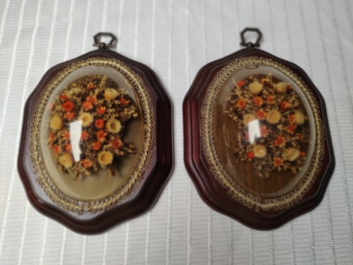 Pair vtg wall - pair,
