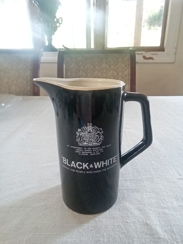 Black and white scotch whisky - scotch,