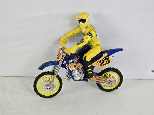 Hot wheels motocross 23 - hot,
