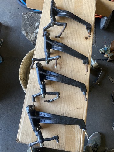 Drive transmission bracket - drive,