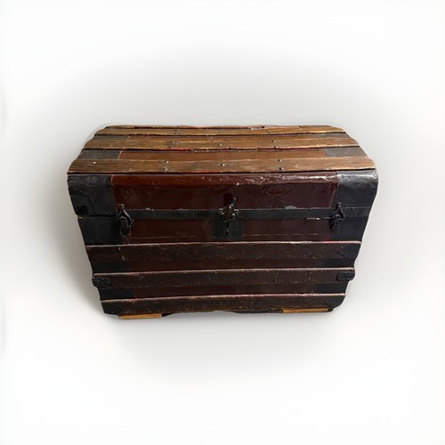 Antique 1890s steamer trunk - antique,