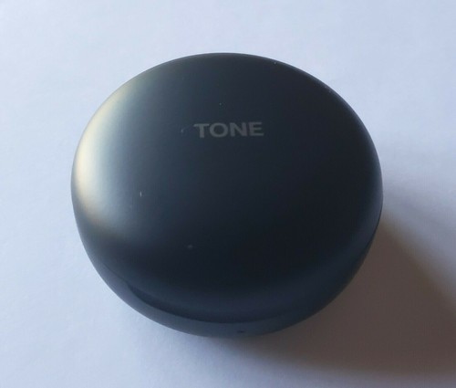 Unused black charging - black, case