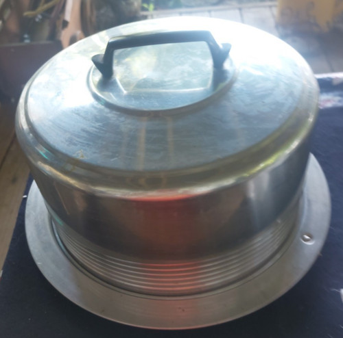 Vtg regal aluminum cake - vtg,
