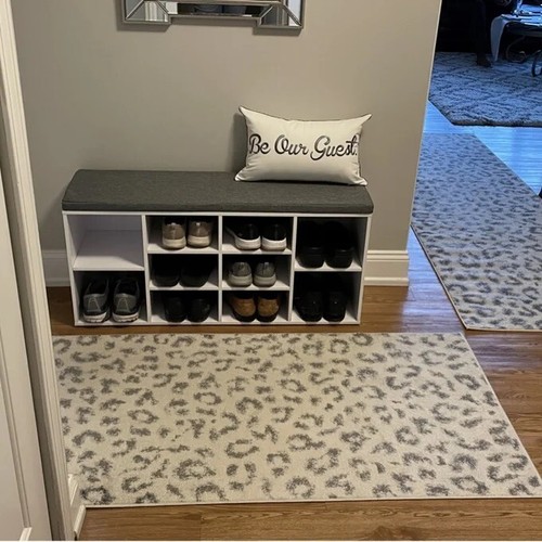 Sturdy vintage style - style, cubbie