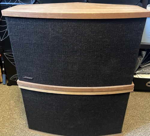 Bose 901 series speakers - v,