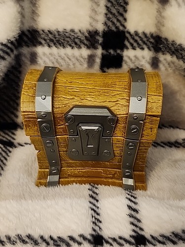 Fortnight loot treasure chest - fortnight,