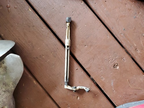 Lever cylinder bracket 1966 - lever,