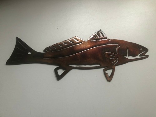 Red fish metal wall - red,