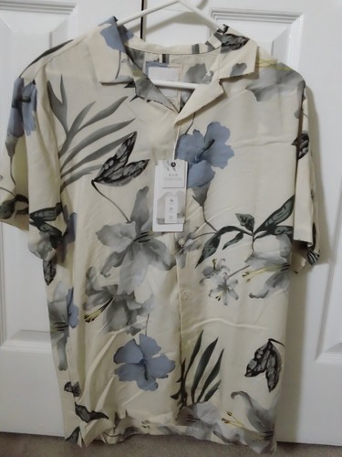 Nwt men medium - medium, &