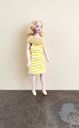 Dollhouse miniature porcelain - miniature,