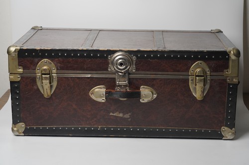 Vintage american steamer trunk - american,