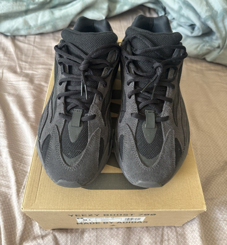 Adidas yeezy boost 700 - 700, v2