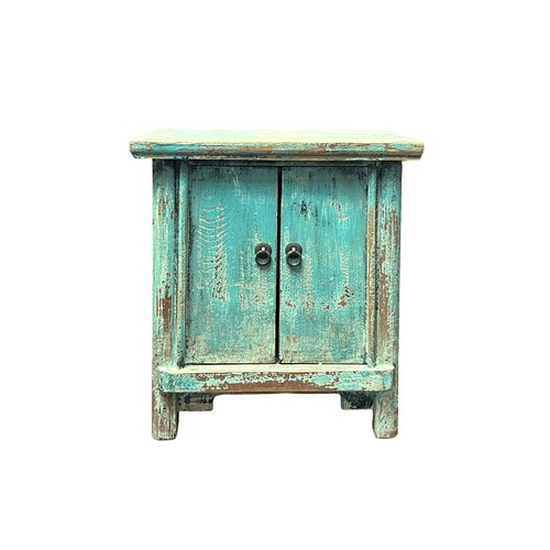 Distressed light blue 2 - 16.25",