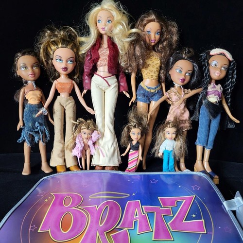 Bratz dolls lot - bratz,