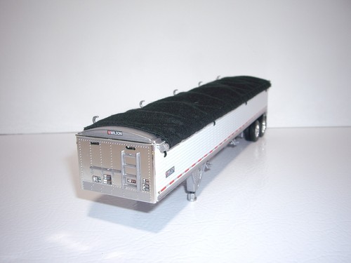 Dcp first gear white with - dcp, 1/64