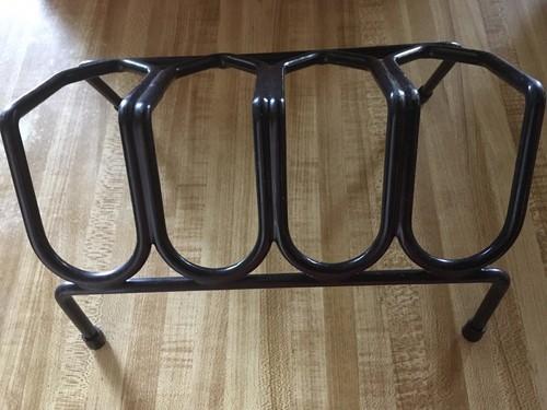 Gun rack for - for, pistol