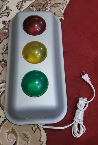 Vintage traffic light - vintage,