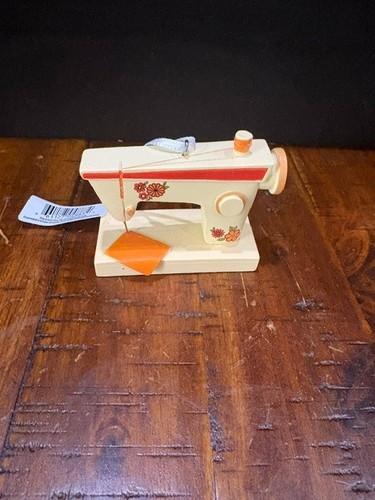Hallmark retro sewing machine - retro,