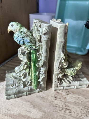 Cockatiel bookends - cockatiel,