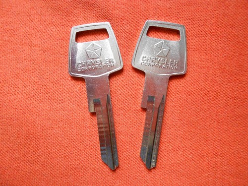Dodge chrysler plymouth - 2,