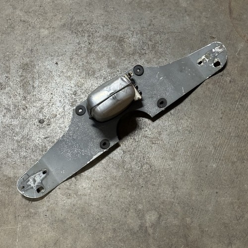 Porsche 356 windshield wiper - a,
