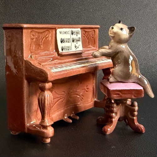 Vtg hagen renaker upright - renaker,