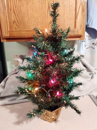 Christmas tree table top - 25",