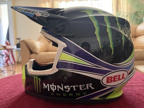 Bell helmet brand - bell, helmet/brand