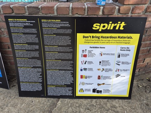 Spirit airlines sign - airlines,
